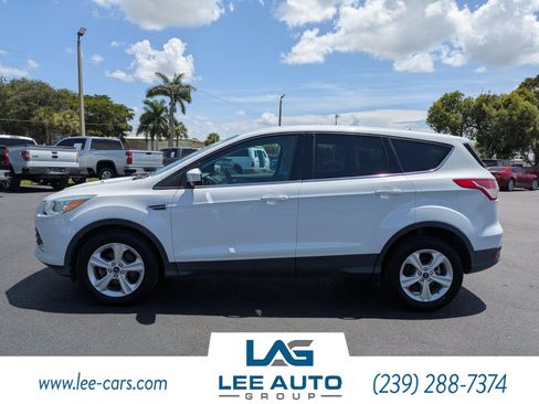 Used 2016 Ford Escape SE FWD image 6