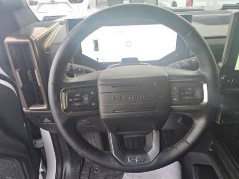 Used 2025 GMC Hummer EV 2X AWD/4WD image 5