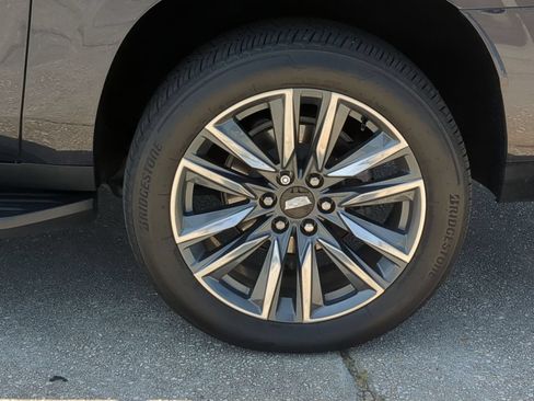 Certified 2022 Cadillac Escalade ESV Sport Platinum RWD image 36