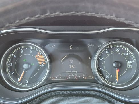 Used 2019 Jeep Cherokee Limited AWD/4WD image 12