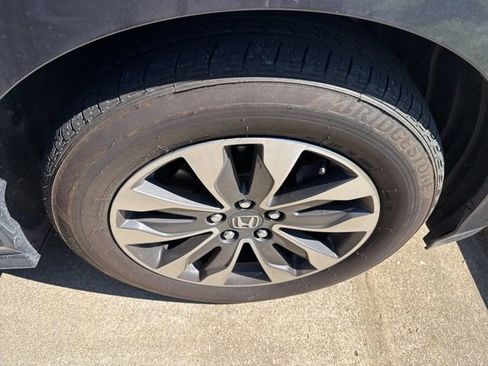 Used 2022 Honda Odyssey EX-L image 12
