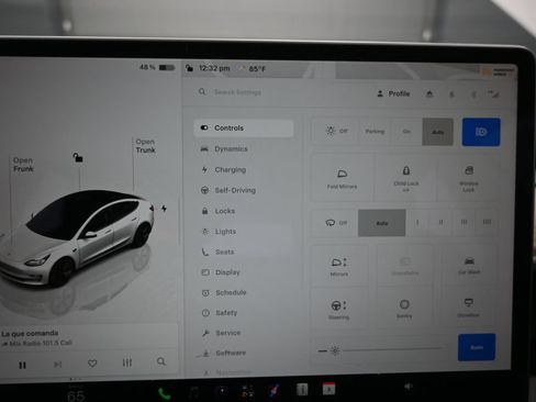 Used 2023 Tesla Model 3 Standard Range RWD image 14