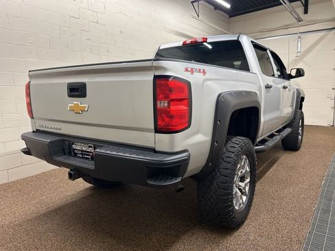 Used 2016 Chevrolet Silverado 1500 W/T w/ Trailering Package AWD/4WD image 2