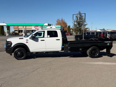 Used 2025 RAM 5500 Tradesman w/ Safety Group image 13