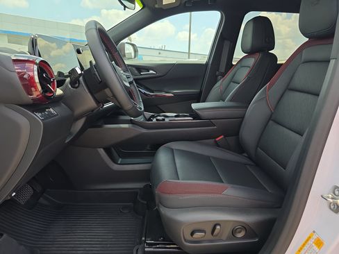New 2026 Chevrolet Equinox RS FWD image 10