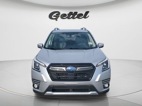Used 2022 Subaru Forester Touring AWD/4WD image 2