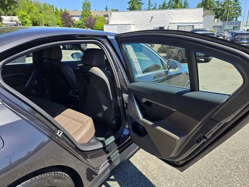 Used 2026 BMW i5 eDrive40 image 13