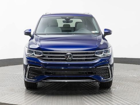 Used 2023 Volkswagen Tiguan SEL R-Line AWD/4WD image 6