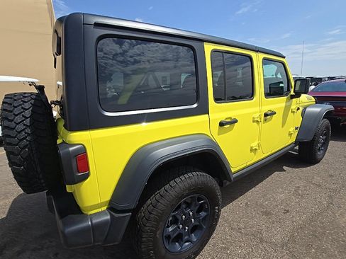 Used 2023 Jeep Wrangler Unlimited AWD/4WD image 3
