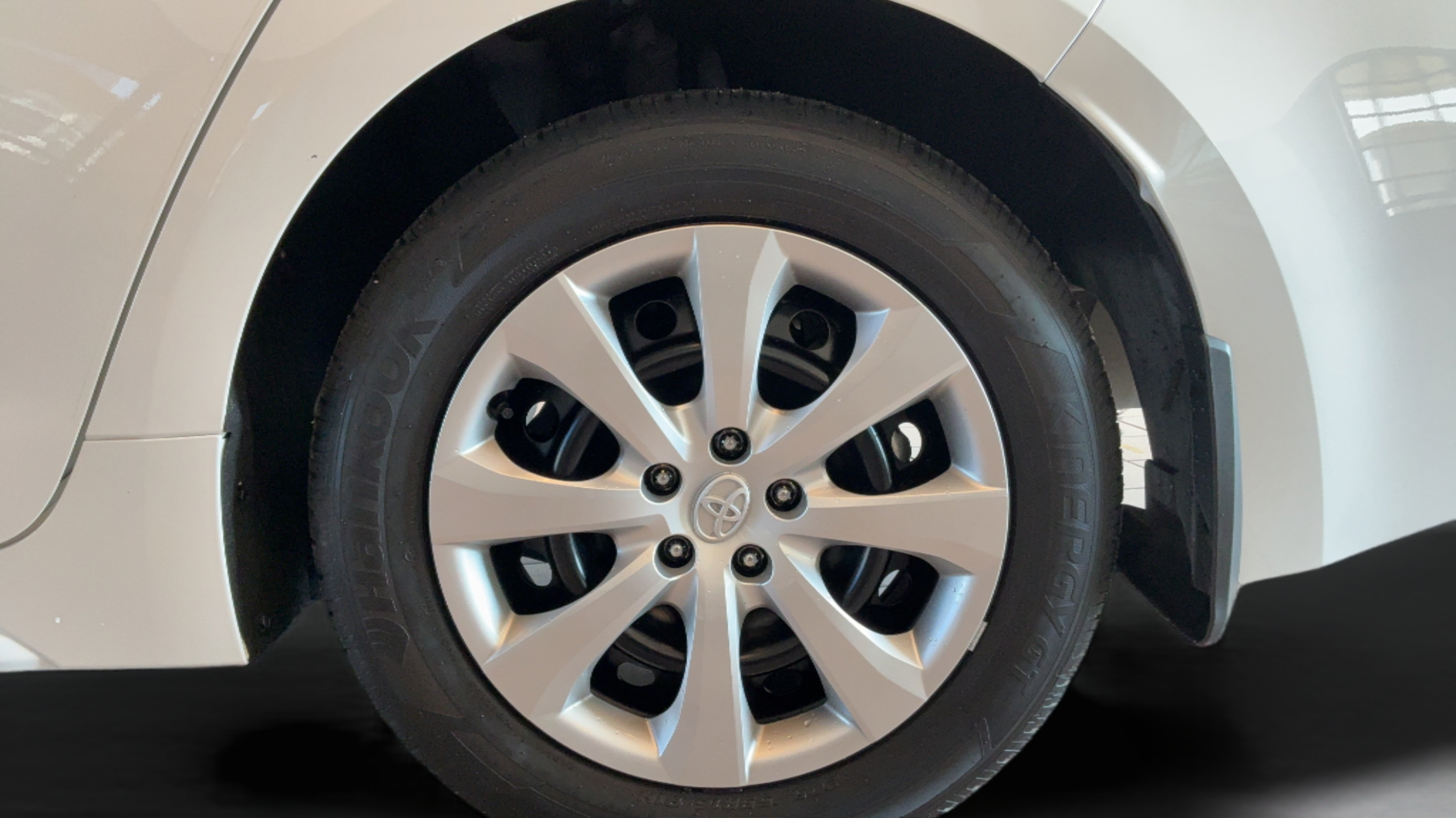 Certified 2026 Toyota Corolla LE FWD image 35