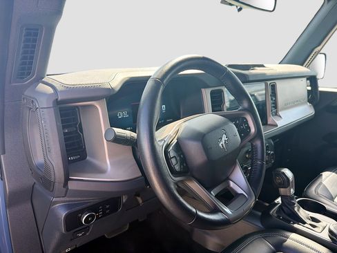 Certified 2025 Ford Bronco Outer Banks AWD/4WD image 11