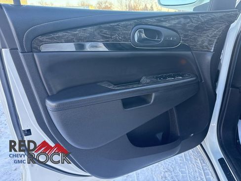 Used 2014 Buick Enclave Leather image 18