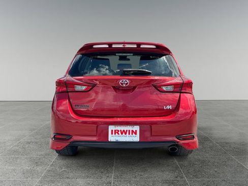Used 2017 Toyota Corolla iM FWD image 4