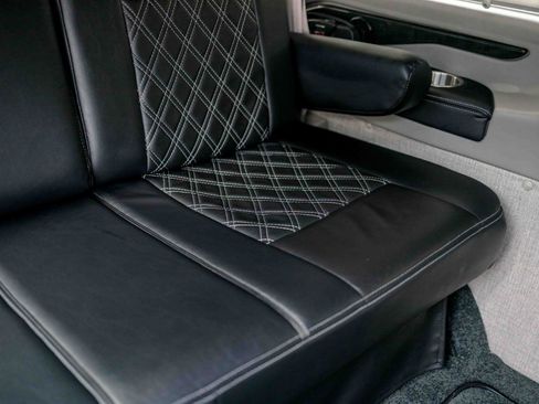 Used 2023 Chevrolet Express 2500 image 78