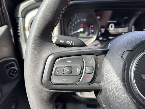 Used 2024 Jeep Wrangler Willys image 24