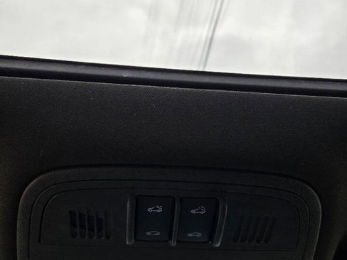 Used 2017 Buick Regal GS w/ Driver Confidence Package #2 image 24