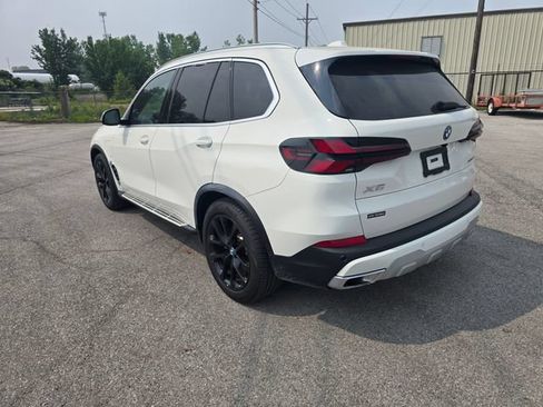 Used 2024 BMW X5 xDrive50e AWD/4WD image 5
