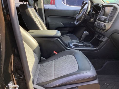 Used 2016 Chevrolet Colorado Z71 AWD/4WD image 6