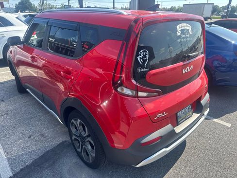 Certified 2022 Kia Soul X-Line FWD image 6