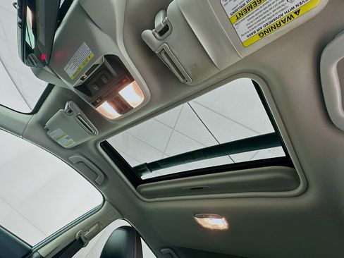 Used 2019 Subaru Crosstrek 2.0i Limited w/ Moonroof Package w/Navigation AWD/4WD image 26