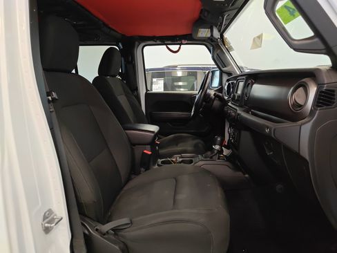 Used 2020 Jeep Gladiator Sport w/ Quick Order Package 24S AWD/4WD image 26