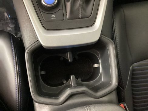 Used 2023 Toyota RAV4 XSE AWD/4WD image 26