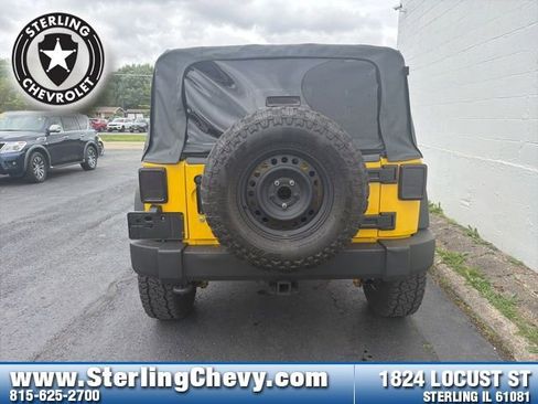 Used 2009 Jeep Wrangler X AWD/4WD image 4