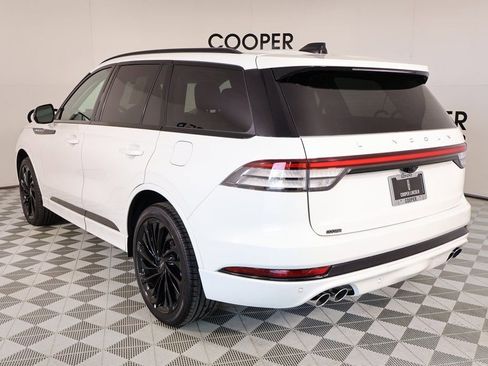 New 2025 Lincoln Aviator Reserve w/ Jet Appearance Package image 24