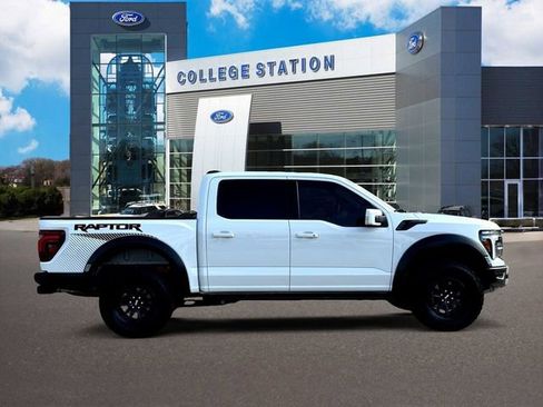 Used 2025 Ford F150 Raptor image 5
