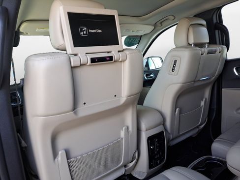 Used 2014 Dodge Durango Citadel w/ Trailer Tow Group IV AWD/4WD image 16