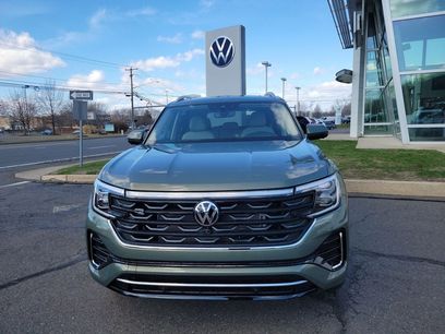 New 2025 Volkswagen Atlas SEL Premium R-Line