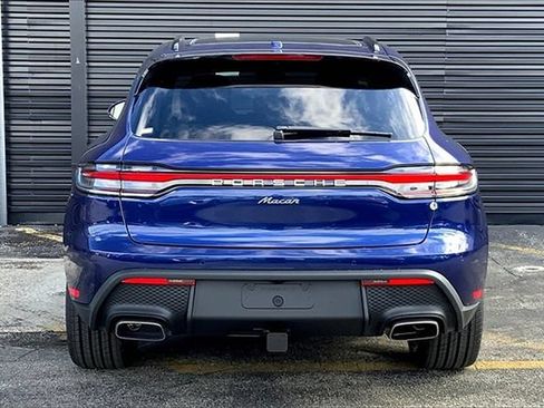 Used 2026 Porsche Macan AWD/4WD image 9