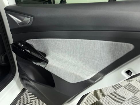 Used 2023 Volkswagen ID.4 Pro image 30