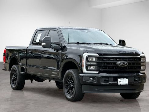 Used 2024 Ford F250 Lariat w/ Lariat Ultimate Package AWD/4WD image 8