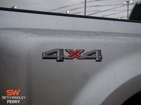 Certified 2024 Ford F450 Limited image 9