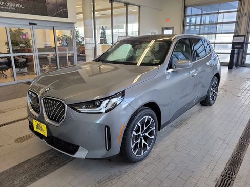 Used 2026 BMW X3 xDrive30 w/ Premium Package AWD/4WD image 1