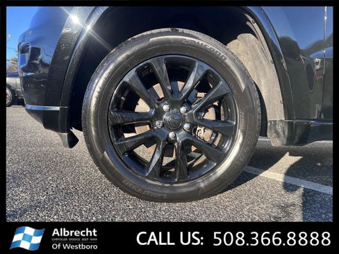 Used 2021 Jeep Grand Cherokee Laredo X image 31