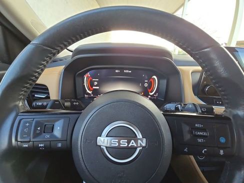 Certified 2023 Nissan Rogue Platinum image 25