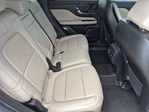 Certified 2026 Lincoln Corsair Reserve w/ Rear Removable Package Tray AWD/4WD image 32
