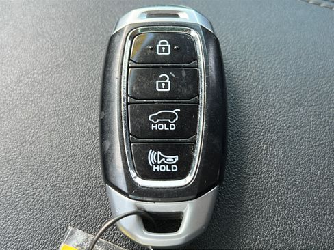 Used 2020 Hyundai Santa Fe SEL w/ Convenience + Premium Package FWD image 25