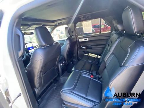 Used 2021 Ford Explorer ST w/ Equipment Group 401A AWD/4WD image 27
