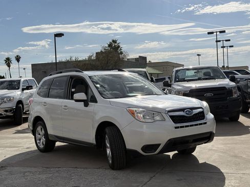Used 2014 Subaru Forester 2.5i Premium w/ Popular Package #1 AWD/4WD image 2