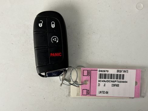 Used 2023 Jeep Compass Limited AWD/4WD image 19