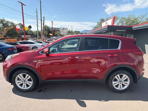 Used 2017 Kia Sportage LX AWD/4WD image 4
