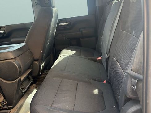 Used 2023 GMC Sierra 2500 Pro w/ Convenience Package image 9