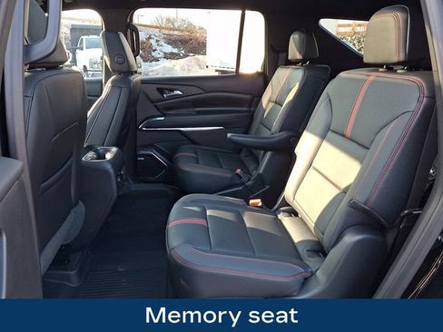 Used 2026 Chevrolet Traverse RS image 13