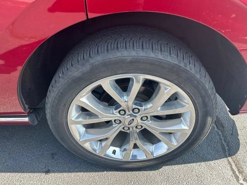 Used 2018 Ford Expedition Platinum AWD/4WD image 12