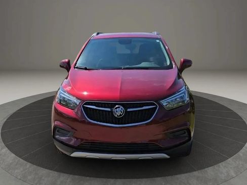 Used 2021 Buick Encore Preferred AWD/4WD image 3