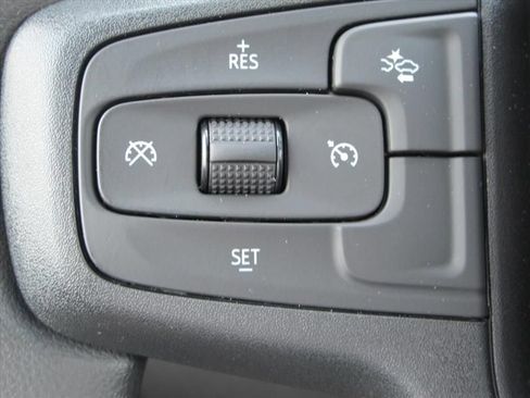 Used 2025 Chevrolet Silverado 1500 Custom w/ Turbomax Blackout Package AWD/4WD image 14