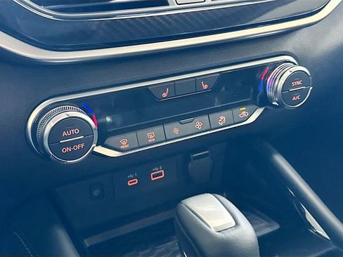 New 2025 Nissan Altima 2.5 SR w/ SR Premium Package image 14